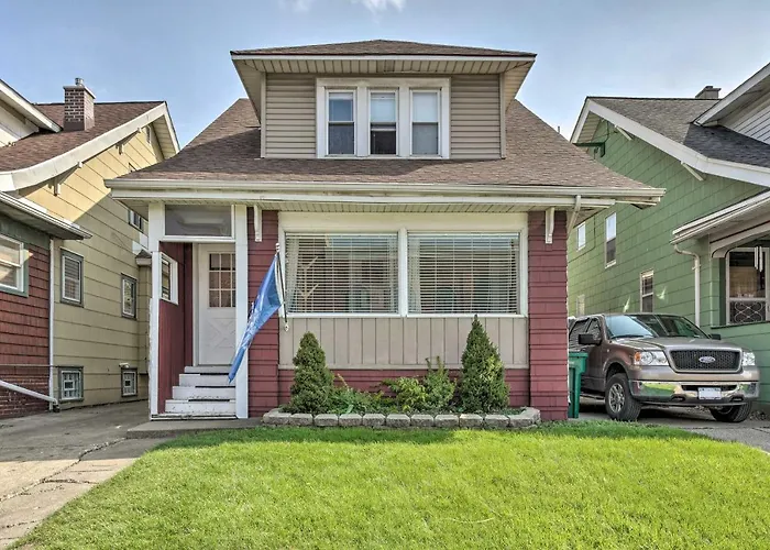Comfortable Craftsman Home - 2 Miles To Ub Campus!