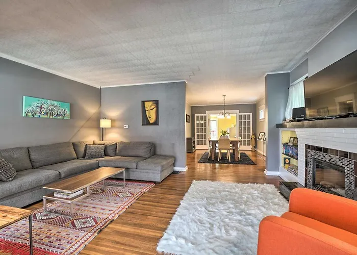 Comfortable Craftsman Home - 2 Miles To Ub Campus!