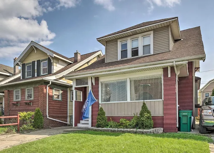 Comfortable Craftsman Home - 2 Miles To Ub Campus!