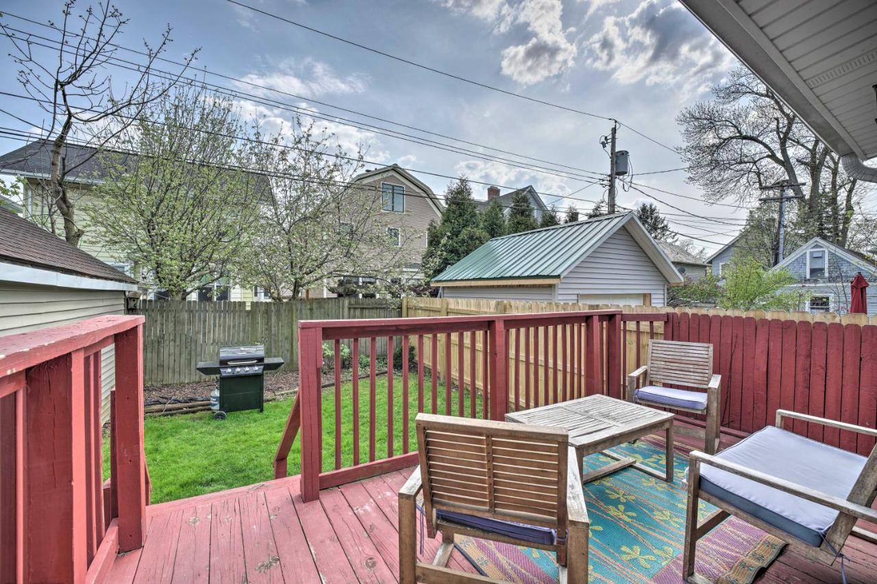 Comfortable Craftsman - 2 Miles To Ub Campus! Hébergement de vacances