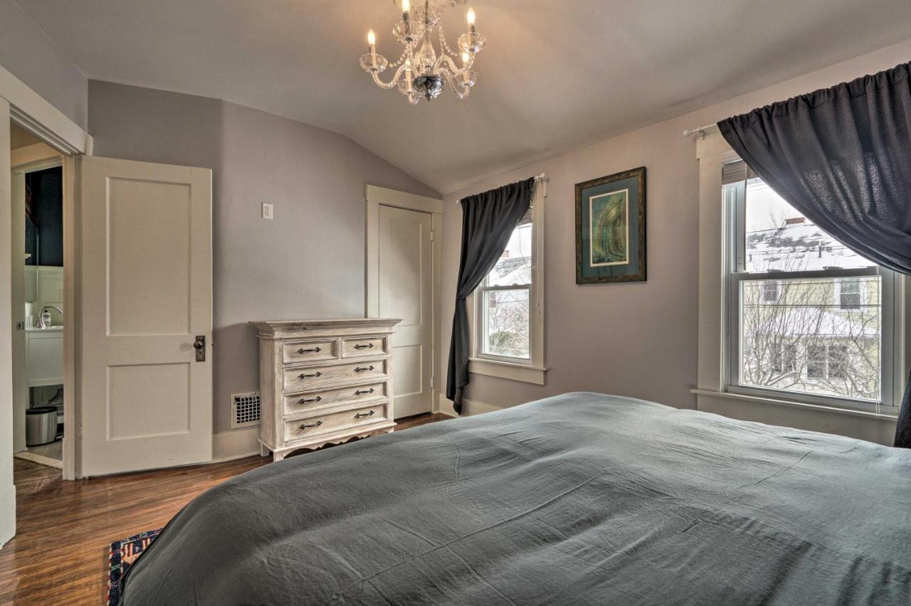 Comfortable Craftsman - 2 Miles To Ub Campus! Hébergement de vacances Buffalo